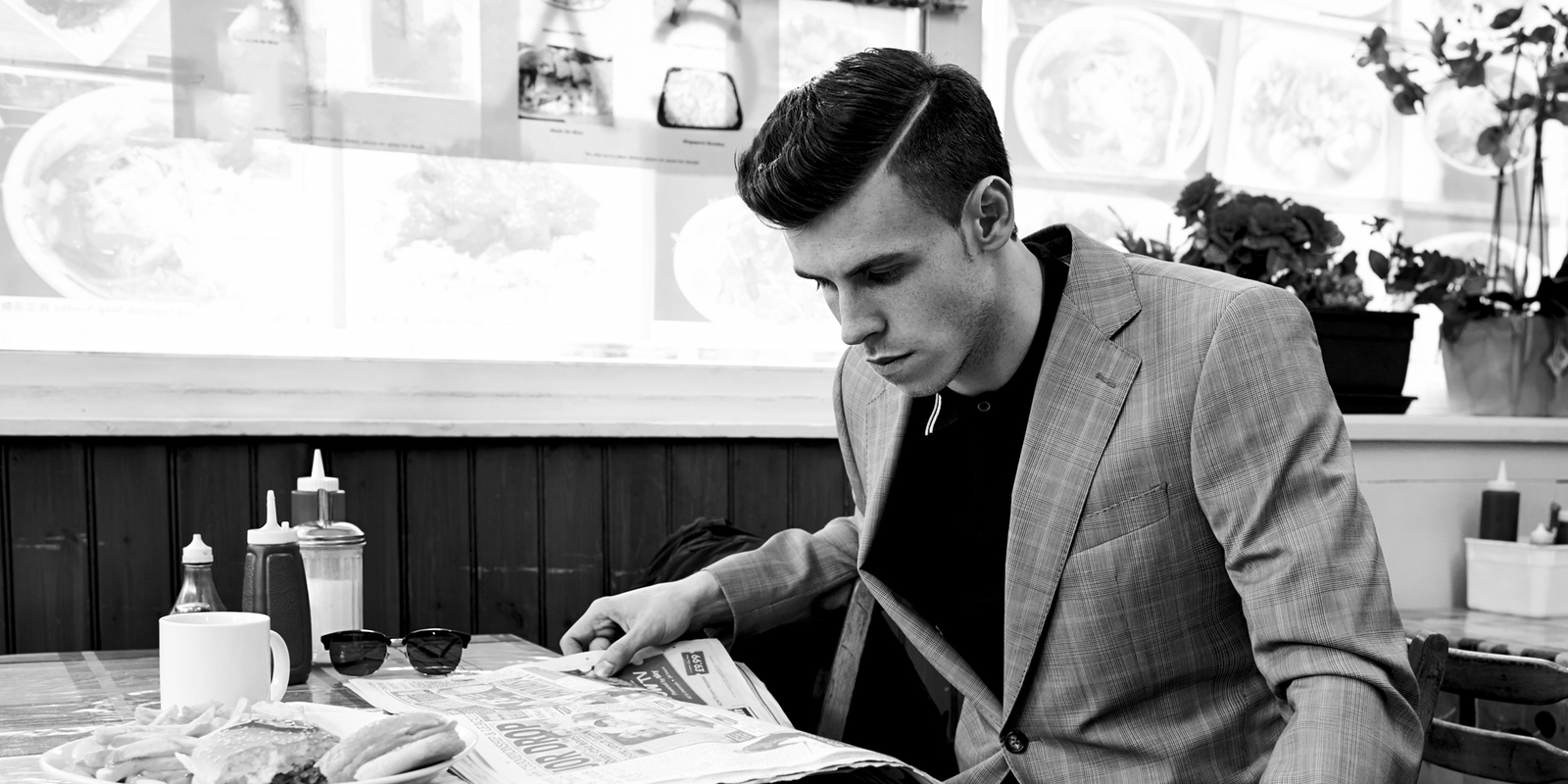 Gareth Bale covers Esquire’s August issue